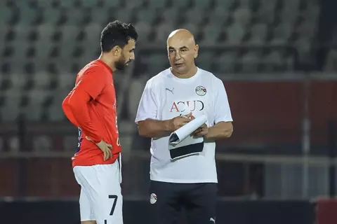 حسام حسن وتريزيجيه يتحدثان عن مباراة مصر وزيمبابوي في مؤتمر الأحد